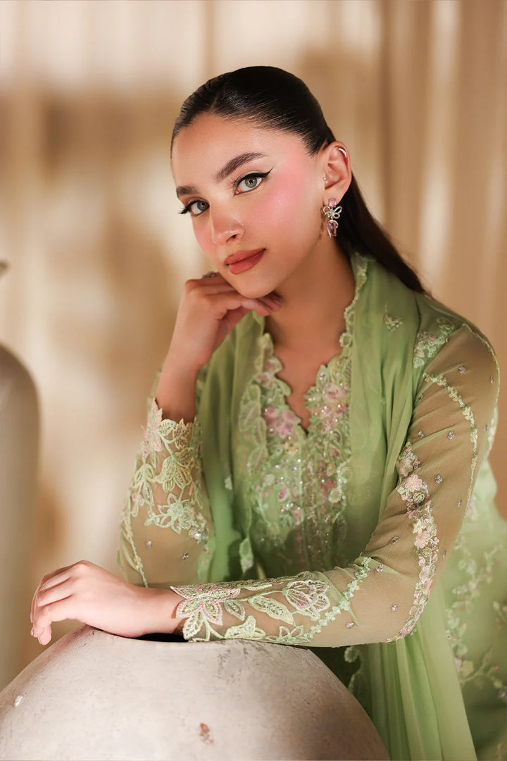 Luxe Embroidered  Lawn 3pcs