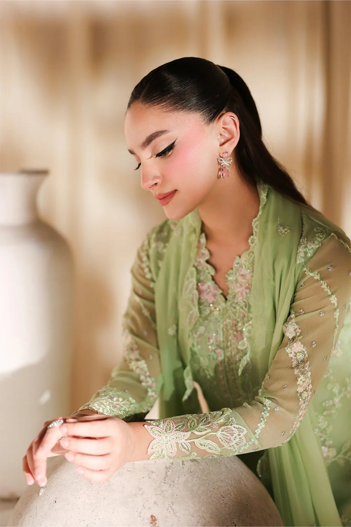 Luxe Embroidered  Lawn 3pcs