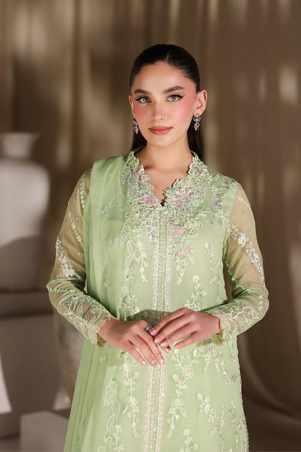 Luxe Embroidered  Lawn 3pcs