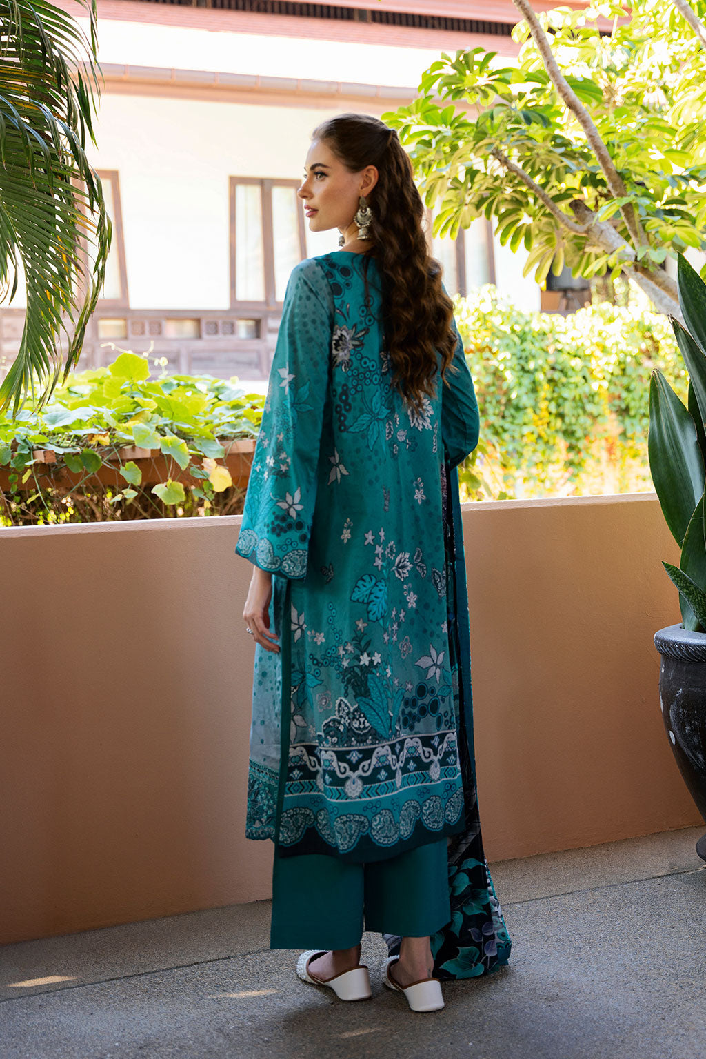 GHAZAL LUXURY LAWN