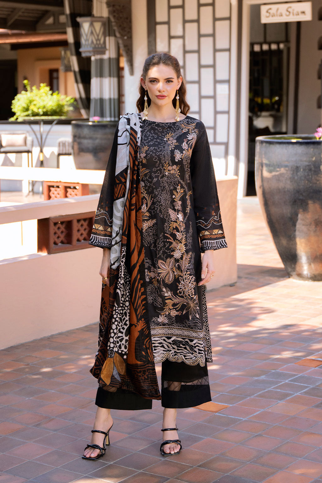 GHAZAL LUXURY LAWN