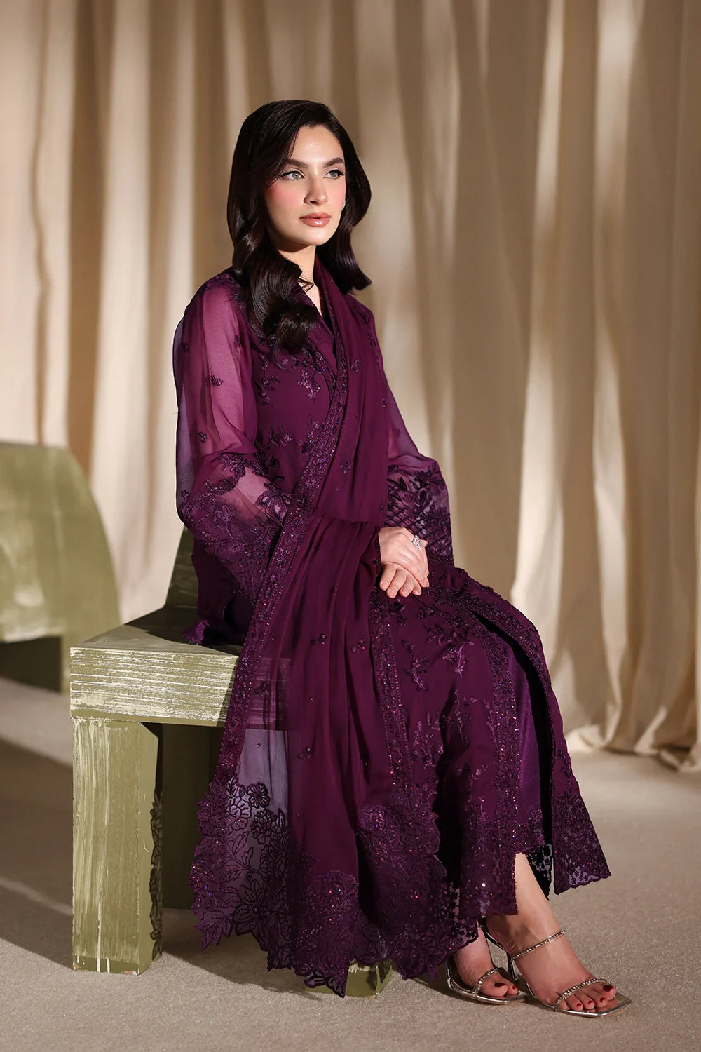 Luxe Embroidered  Lawn 3pcs
