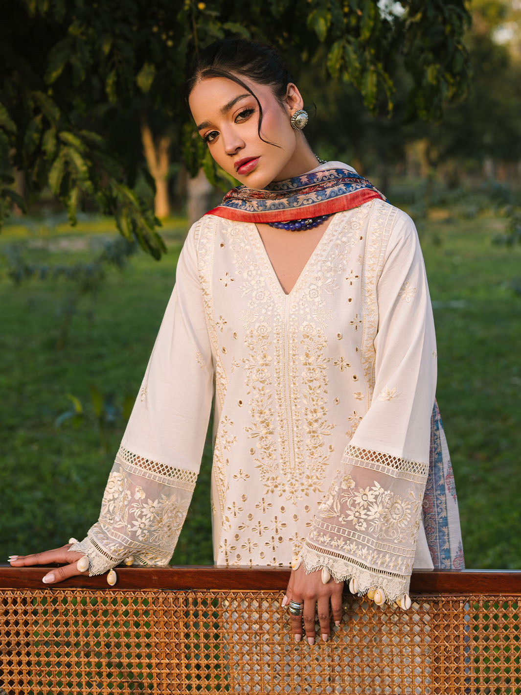 Dahlia Luxury Lawn