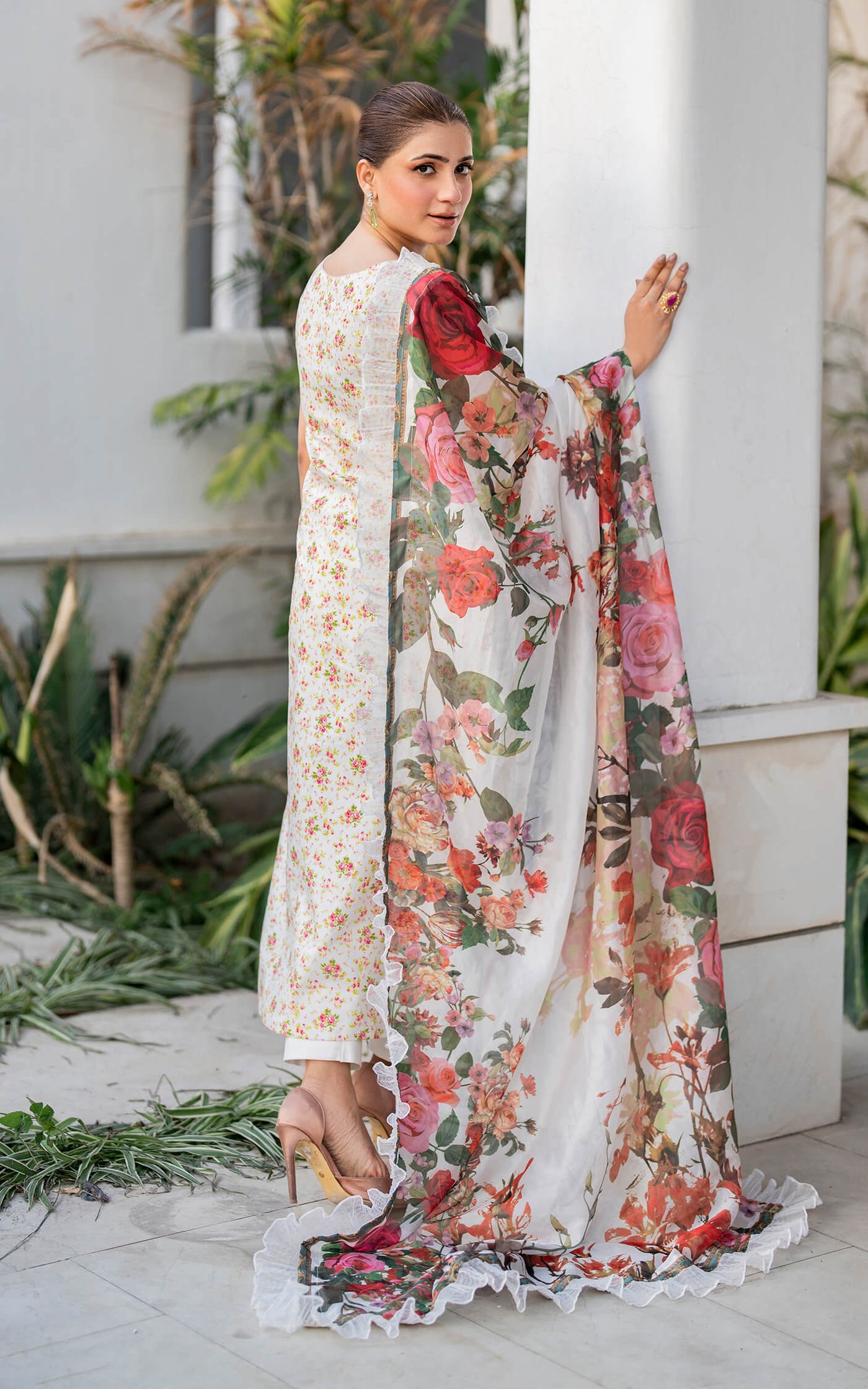 Gulnar MK-15 | Unstitched Lawn