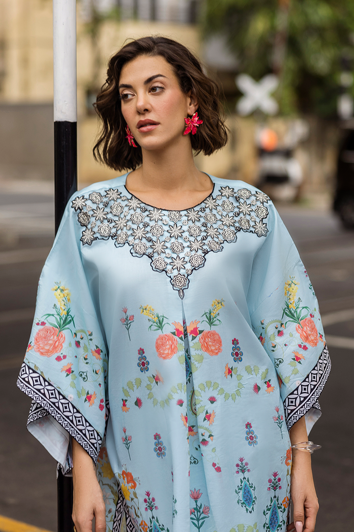 La Dolce Hemline Prints