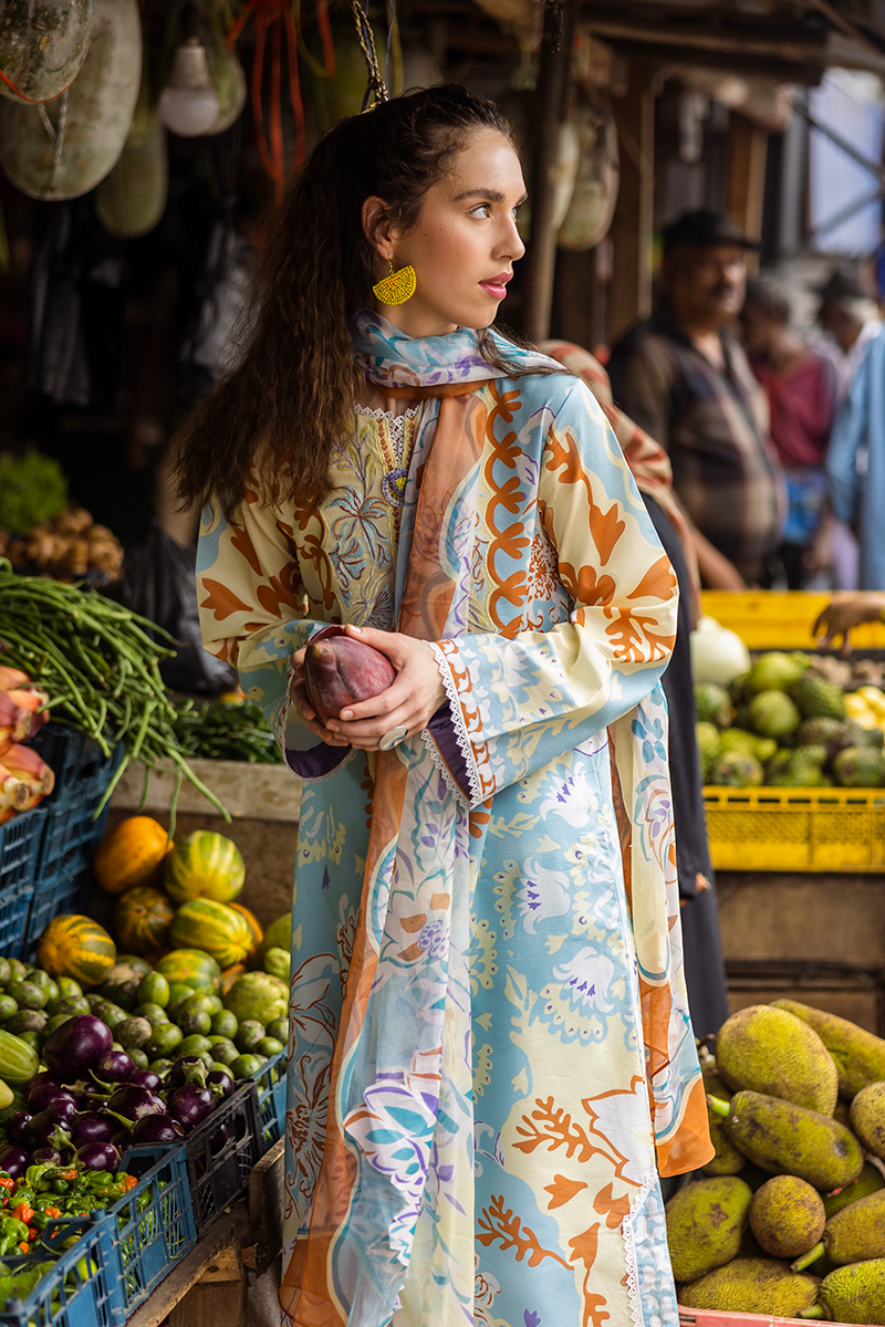 La Dolce Hemline Prints