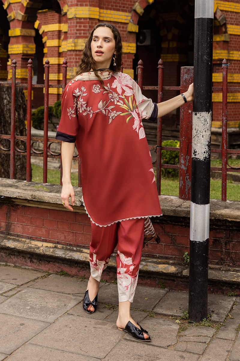 La Dolce Hemline Prints