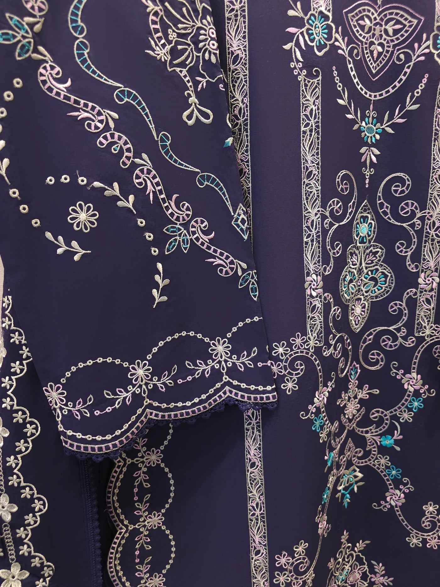 2 Piece - Embroidered Lawn Suit