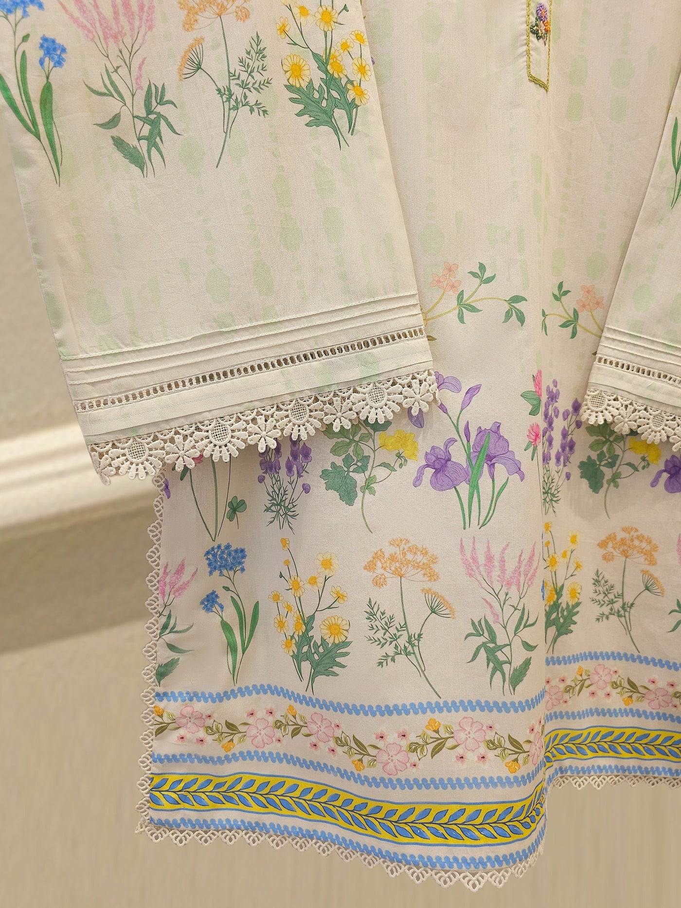 3 Piece - Digital Printed Lawn Suit