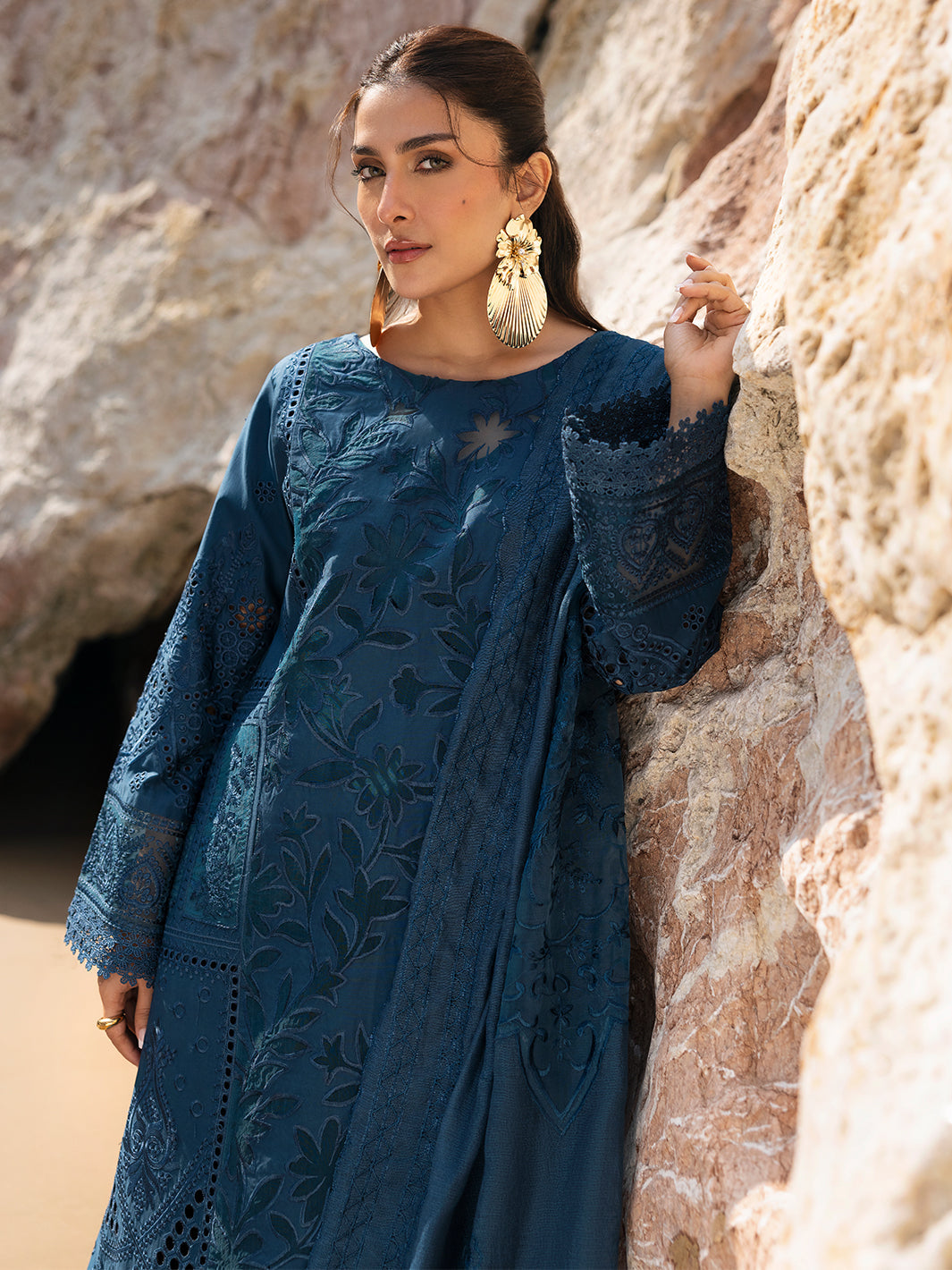 Sirene Luxury Lawn