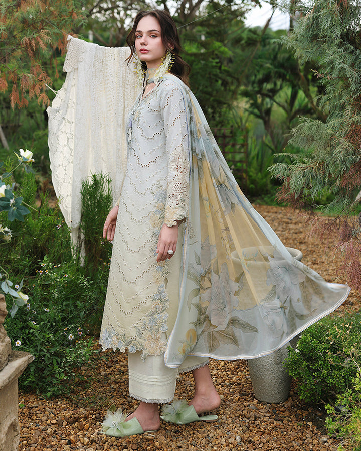 hemline the secret garden Lawn