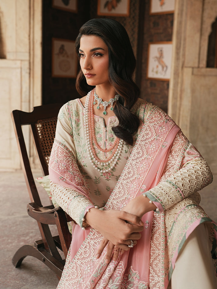 maisone luxury lawn