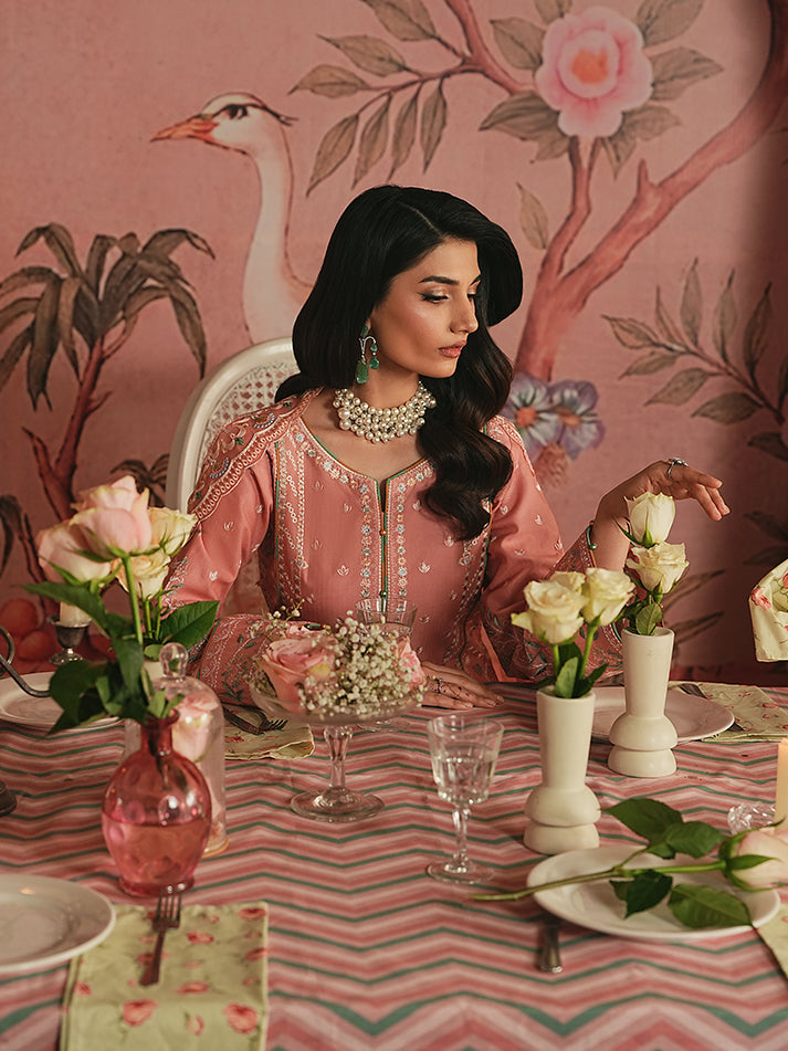 maisone luxury lawn