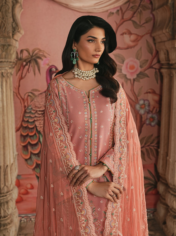 maisone luxury lawn
