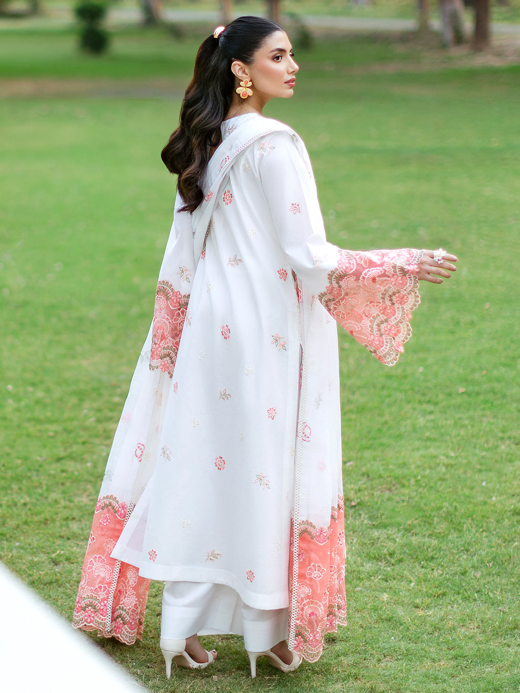 Sophie Luxury Lawn