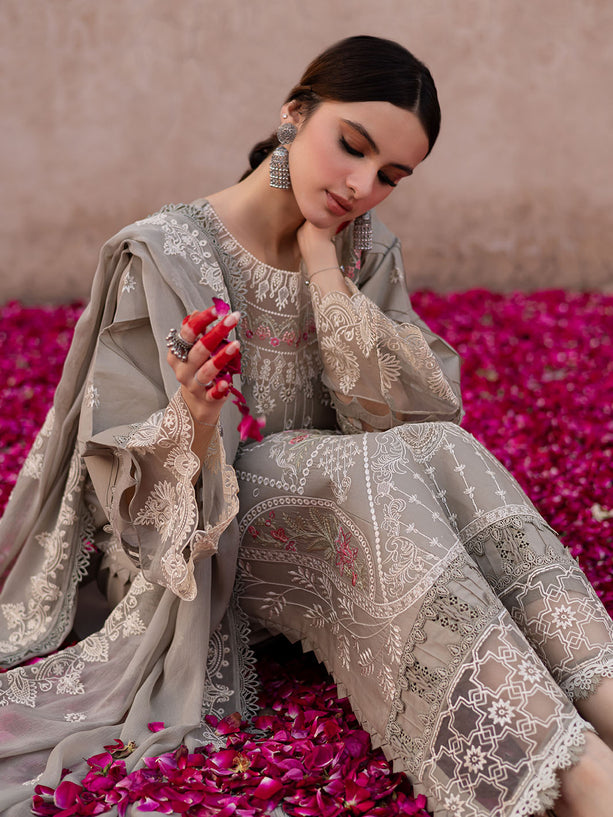 Mastani Luxury Lawn