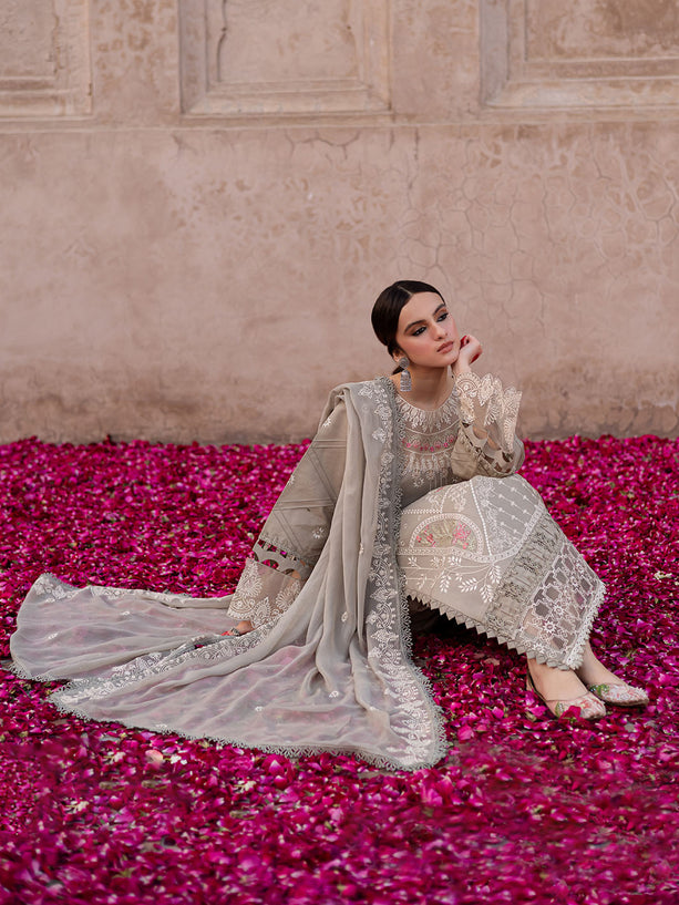 Mastani Luxury Lawn