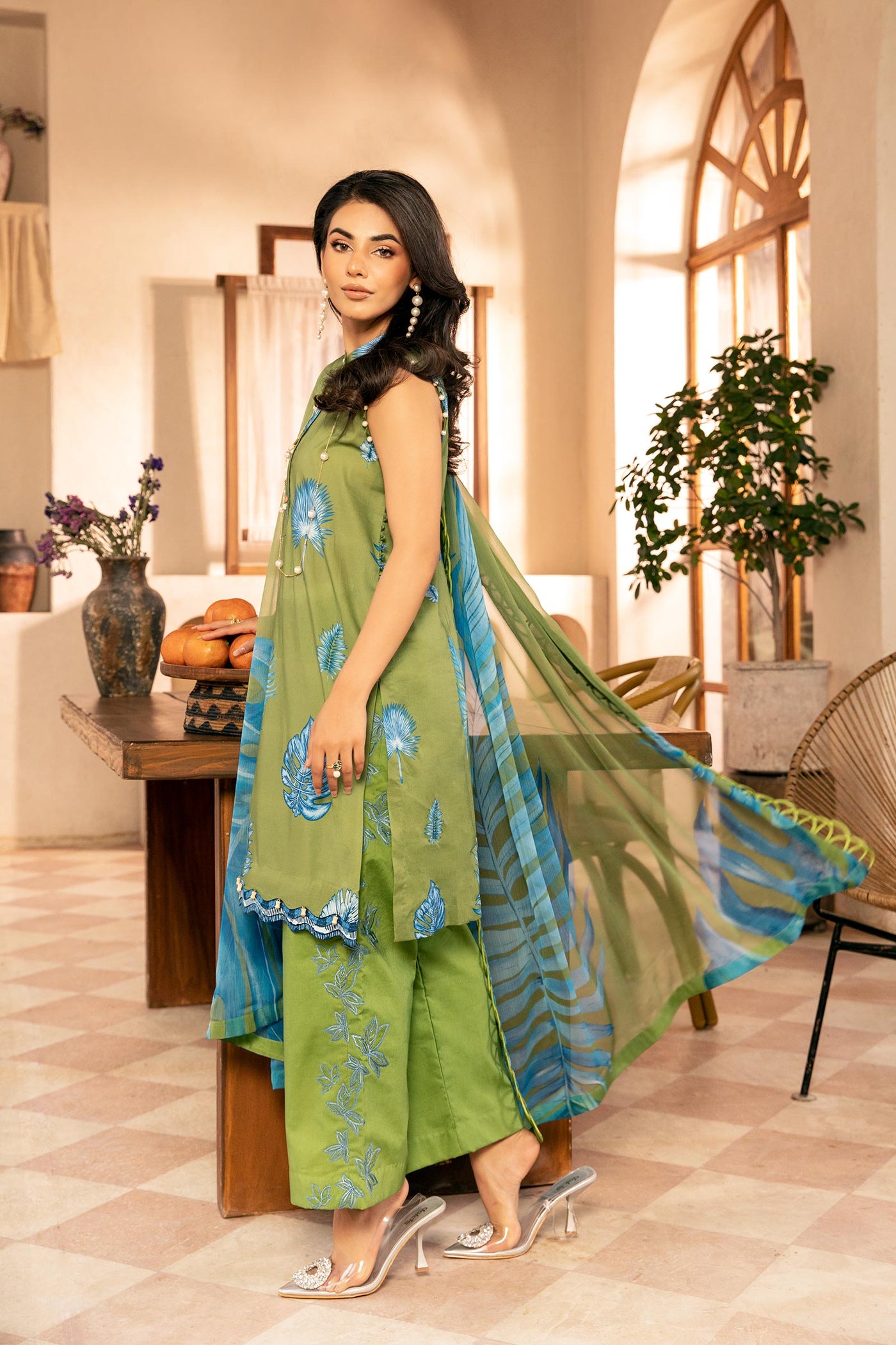3 Pc Unstitched Embroidered Lawn Suit