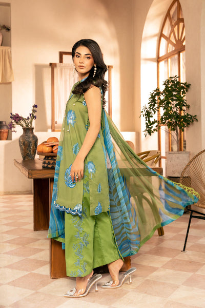3 Pc Unstitched Embroidered Lawn Suit