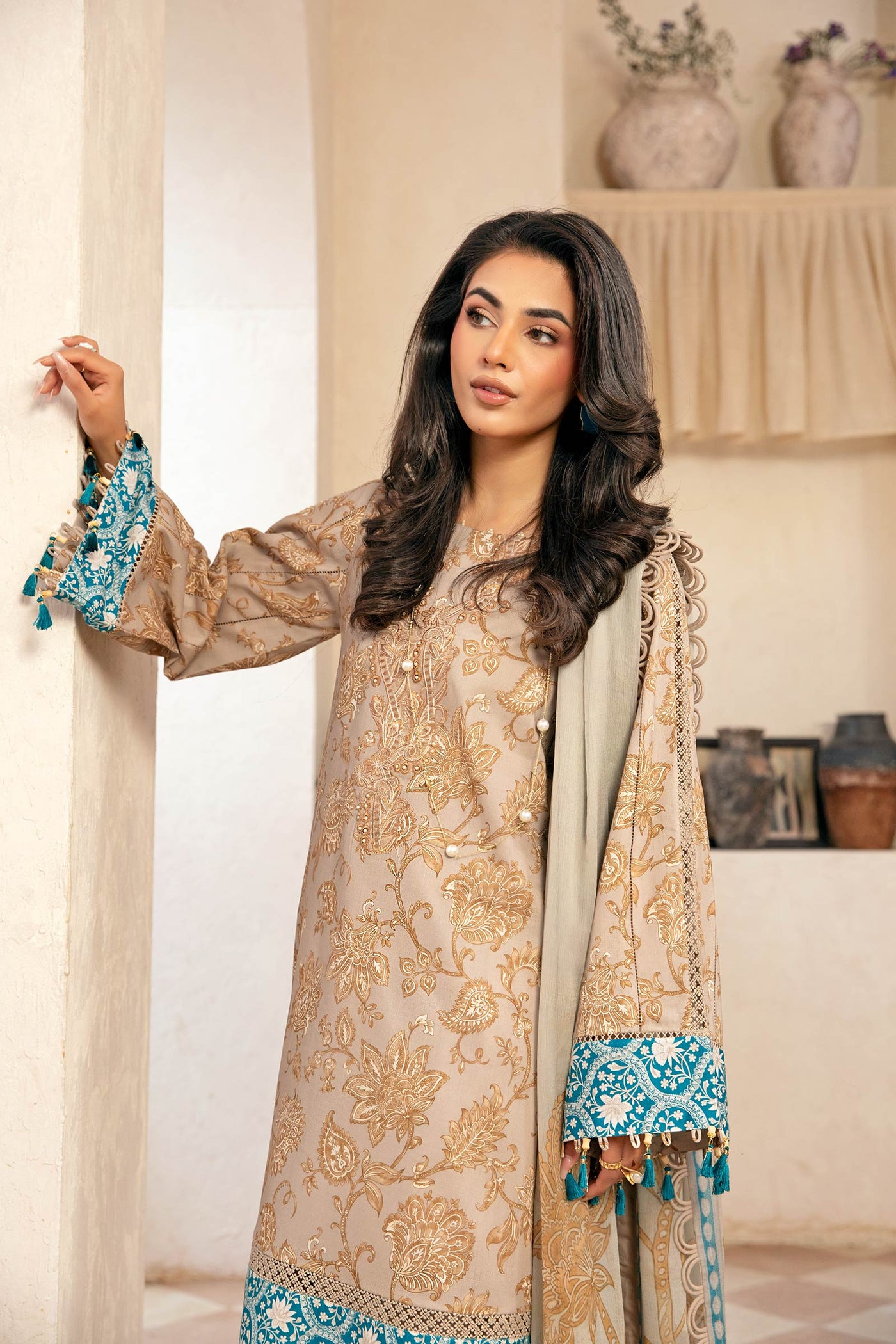 3 Pc Unstitched Embroidered Slub Lawn Suit