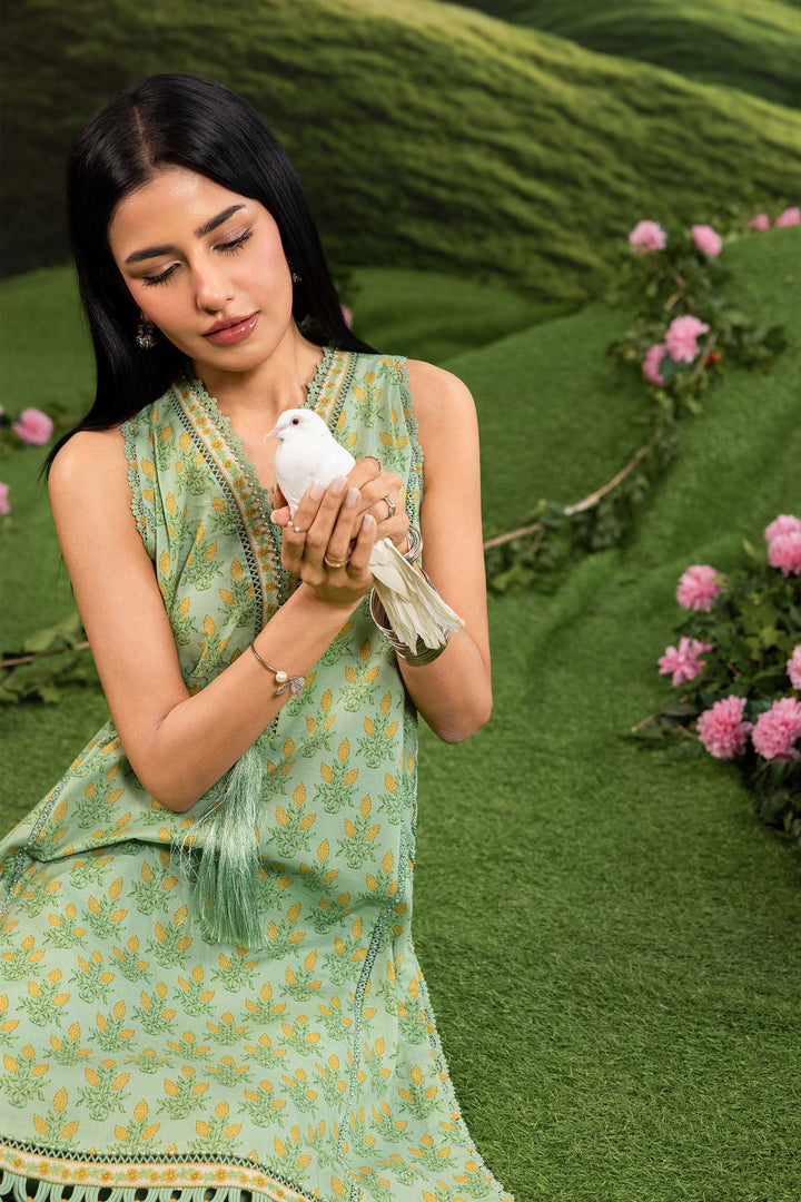 3 Pc Unstitched Embroidered Lawn Suit