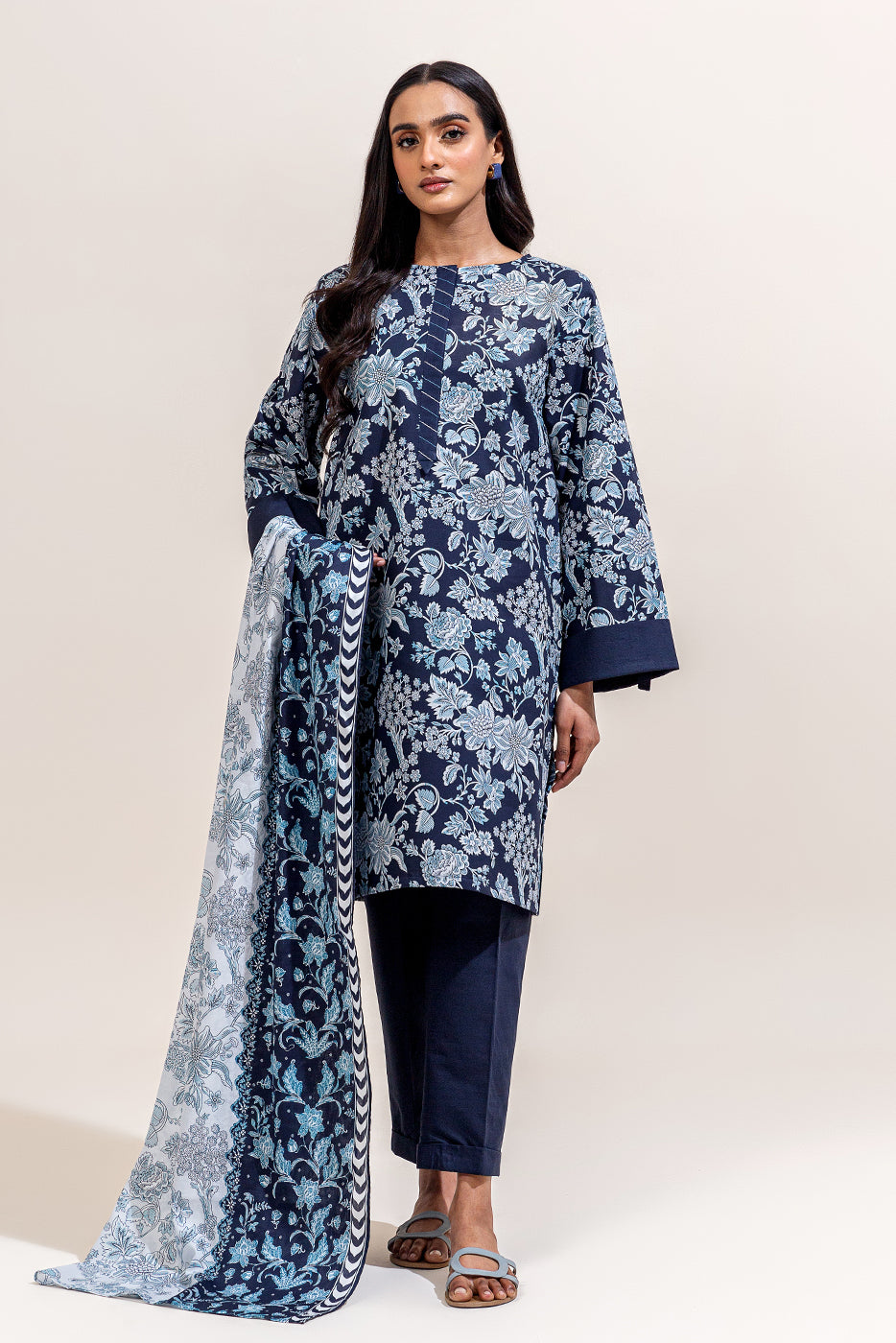 2 PIECE PRINTED LAWN SUIT