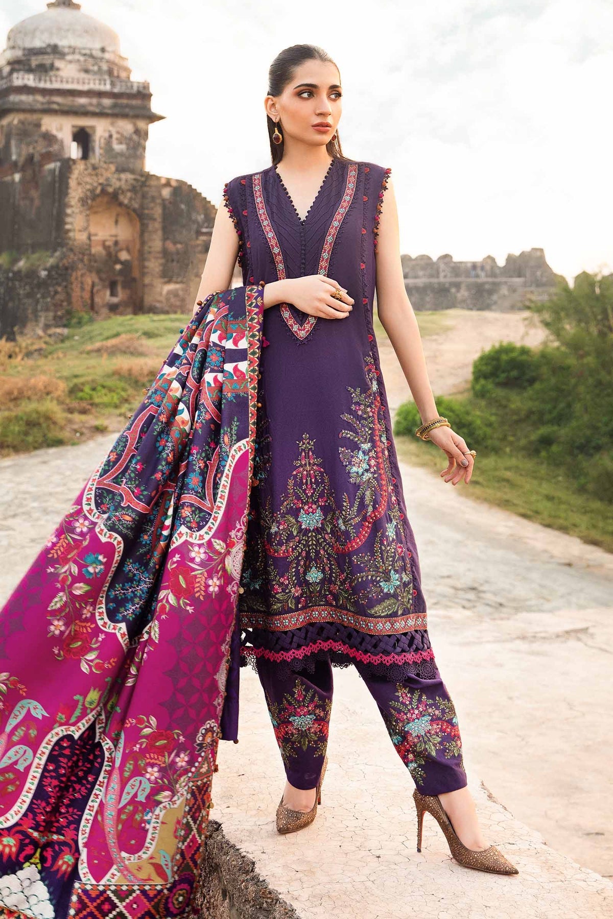 Maria.B M Print 3 Piece Unstitched Printed Linen Suit | MPT-2402-A