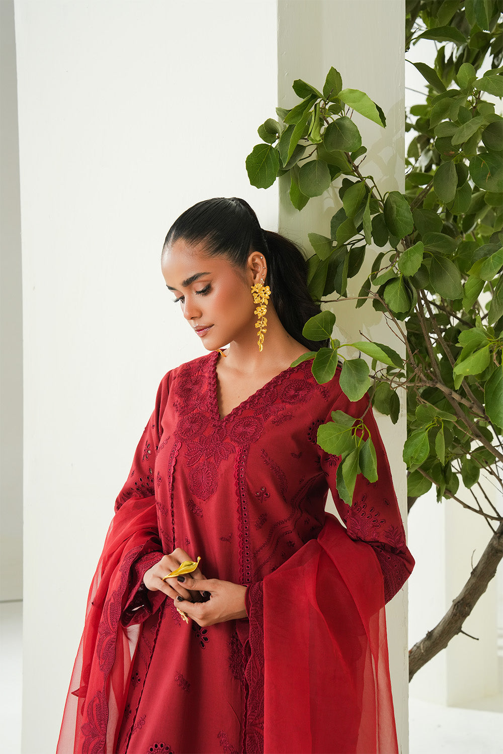 Soiree Lawn 3-Piece Suit