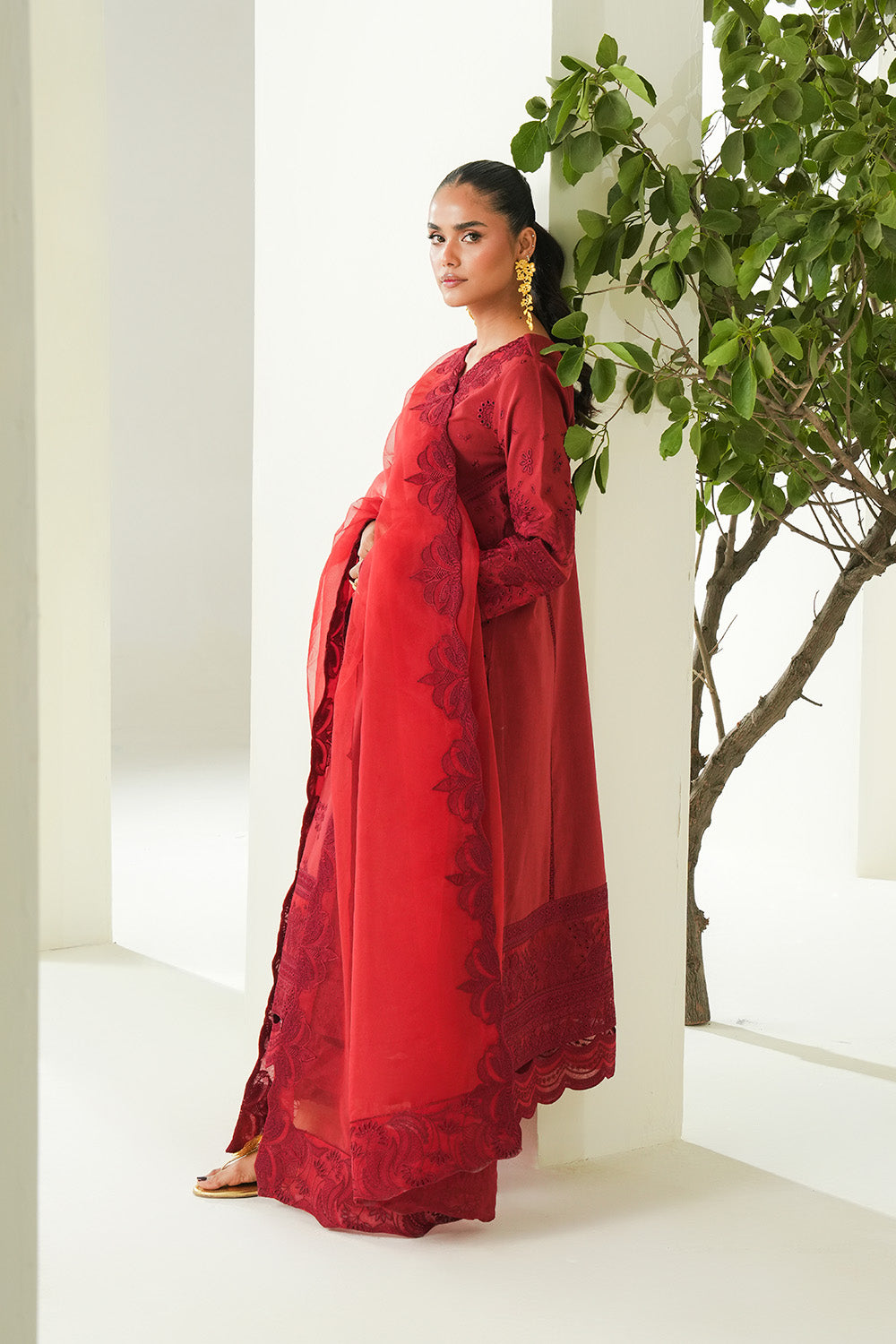 Soiree Lawn 3-Piece Suit