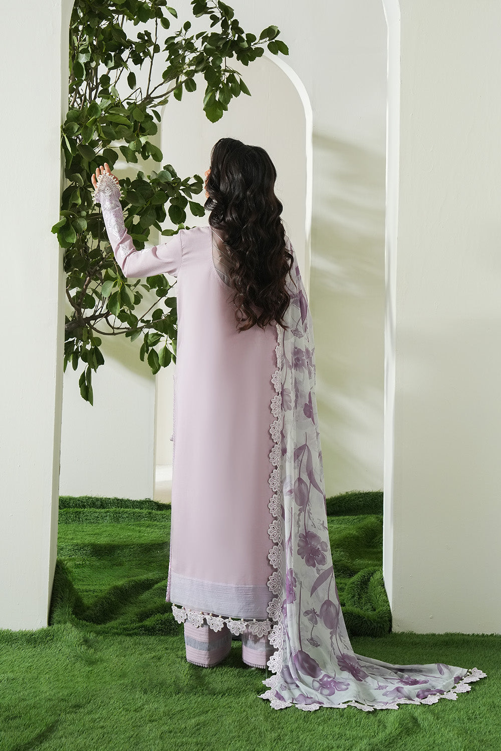 Soiree Lawn 3-Piece Suit