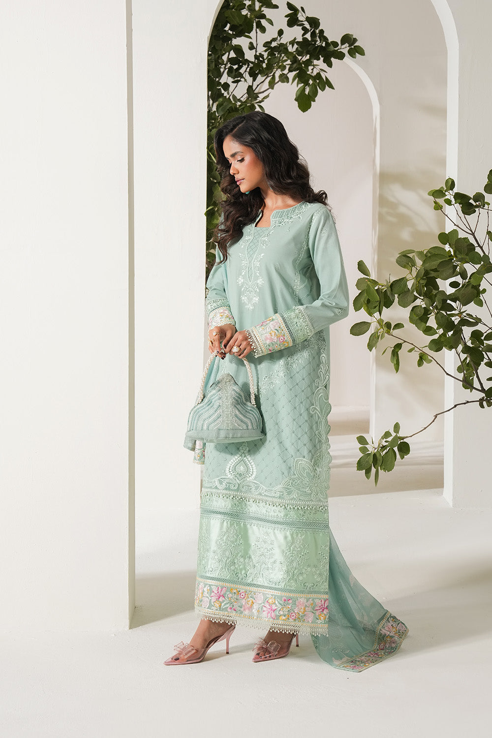 Soiree Lawn 3-Piece Suit