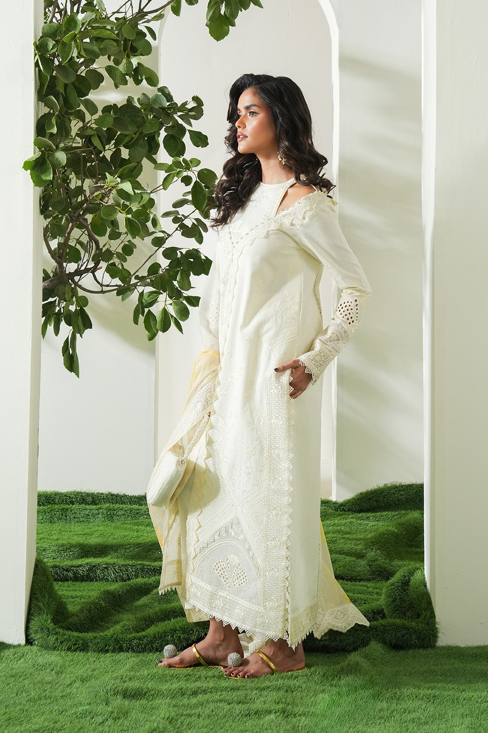 Soiree Lawn 3-Piece Suit