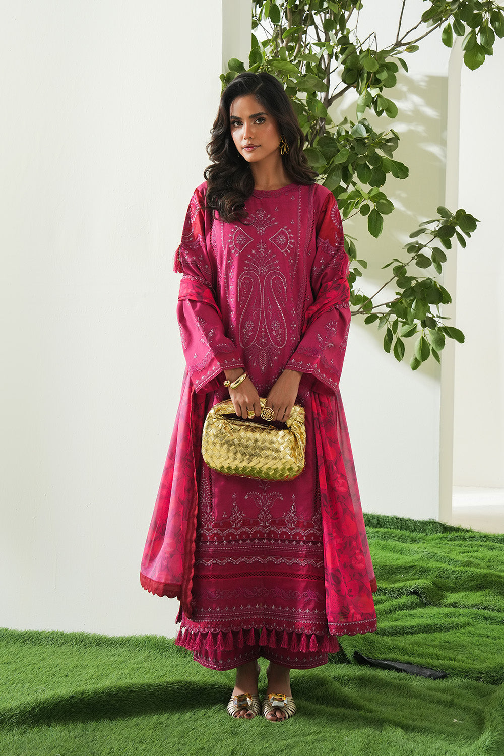 Soiree Lawn 3-Piece Suit