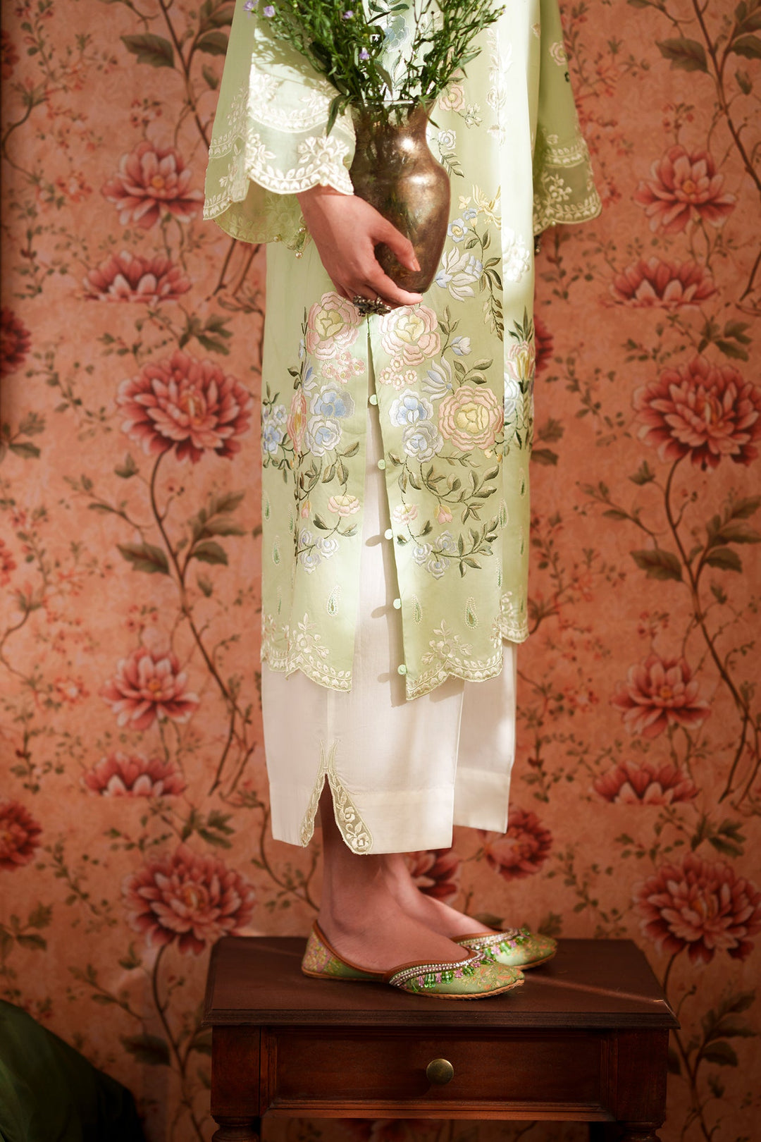 EMBROIDERED SUIT