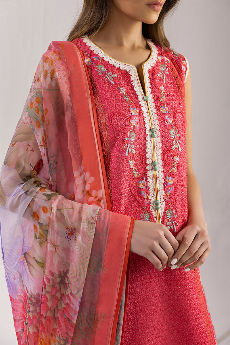 Manaram Luxury Lawn