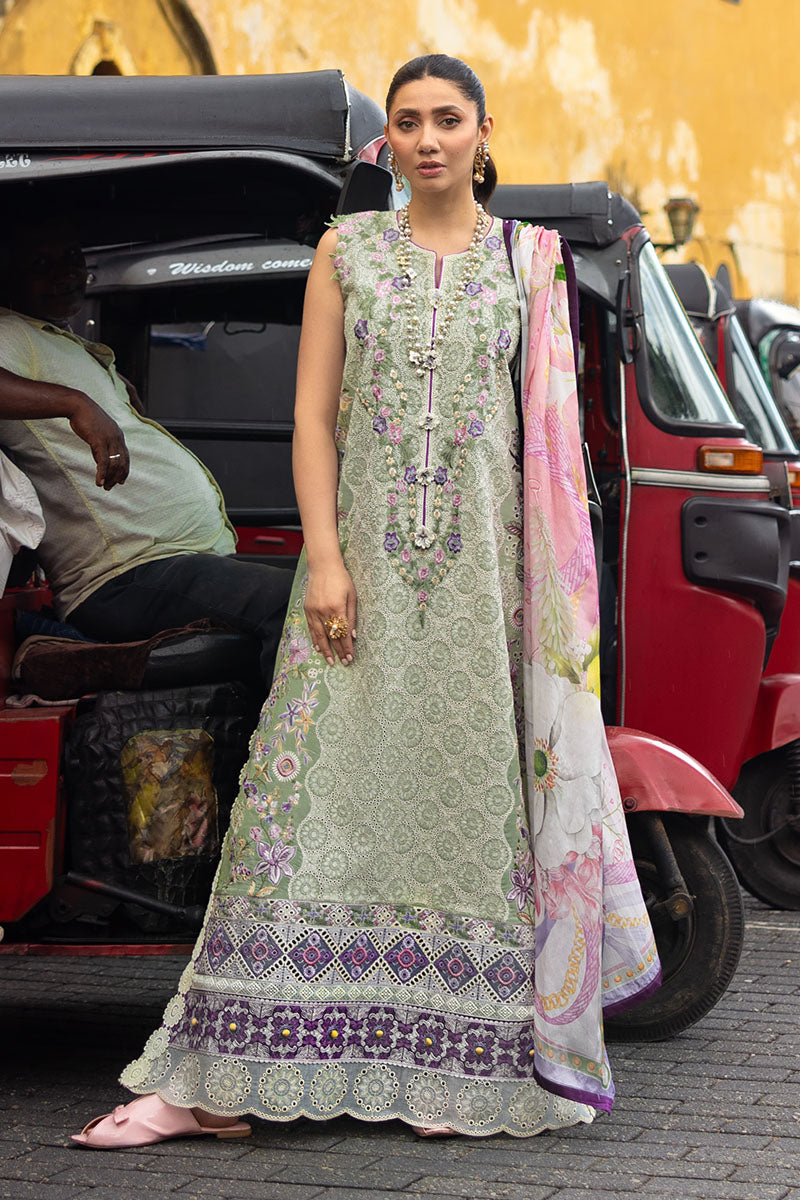 Manaram Luxury Lawn