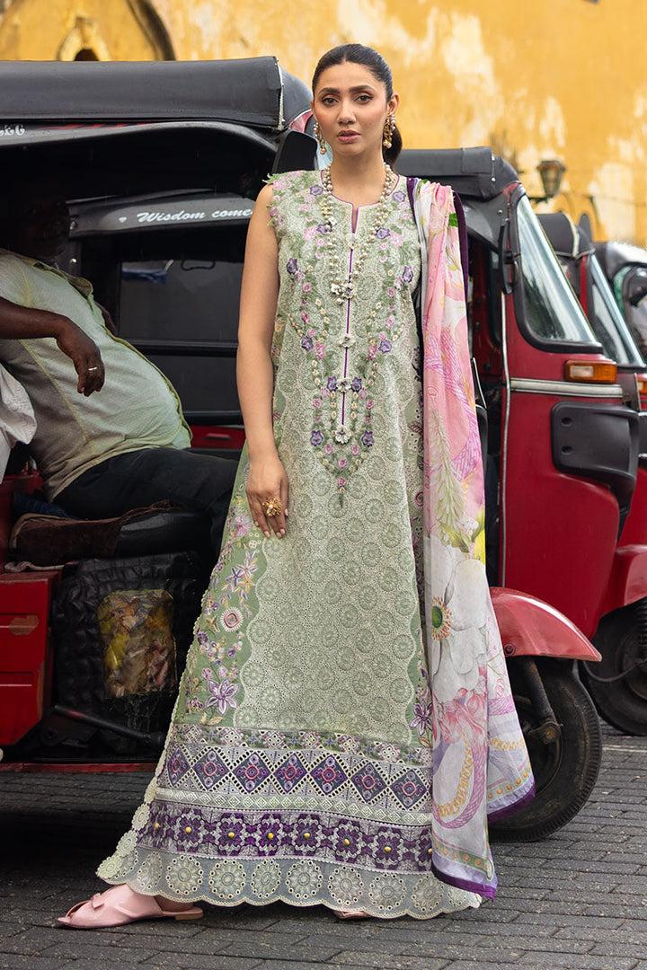 Manaram Luxury Lawn