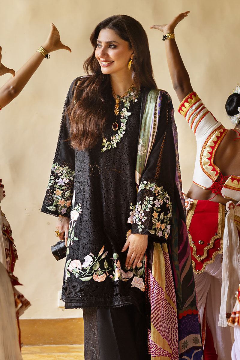 Manaram Luxury Lawn