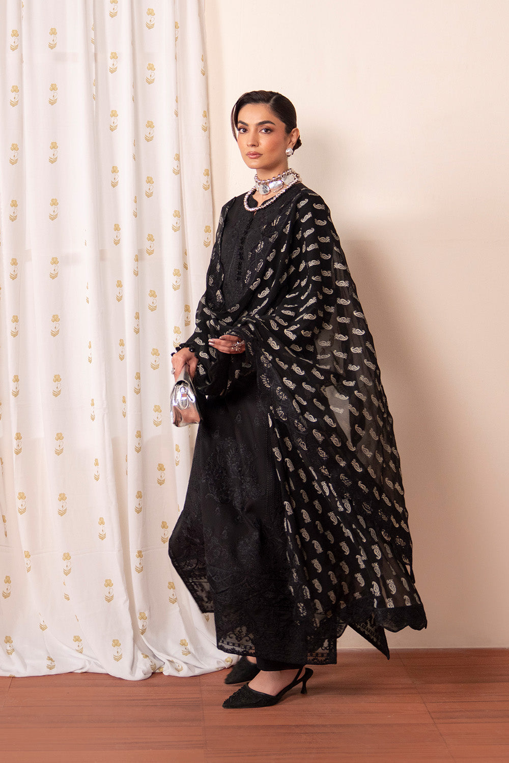 LUXURY UNSTITCHED LAWN