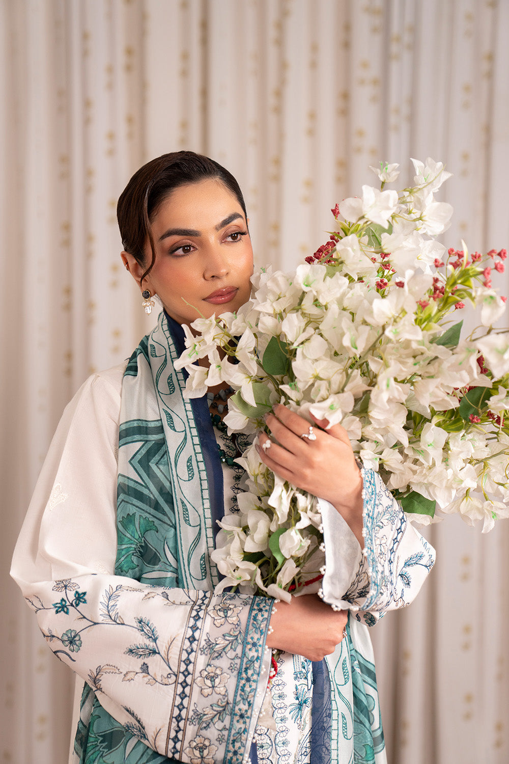 LUXURY UNSTITCHED LAWN