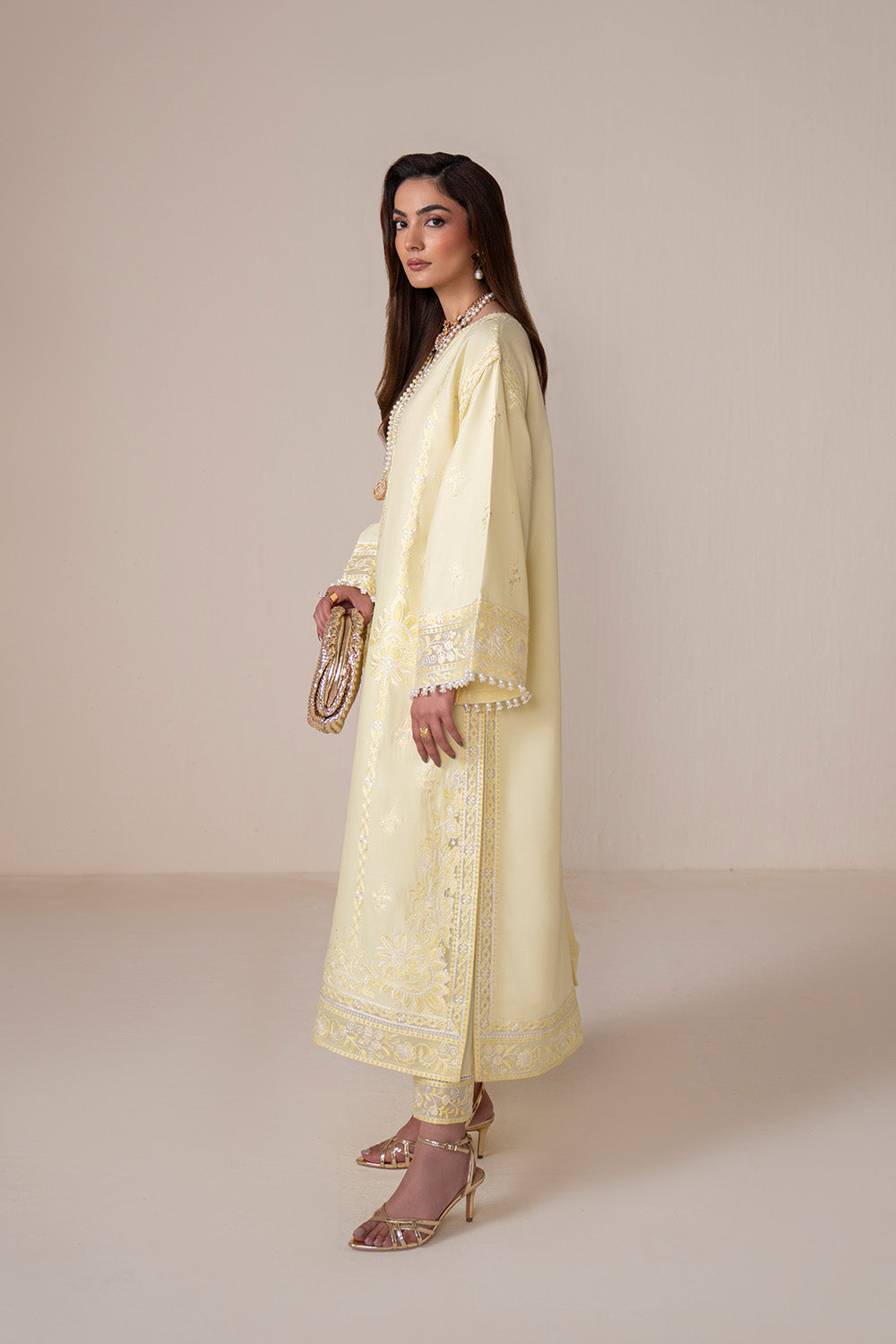 LUXURY UNSTITCHED LAWN