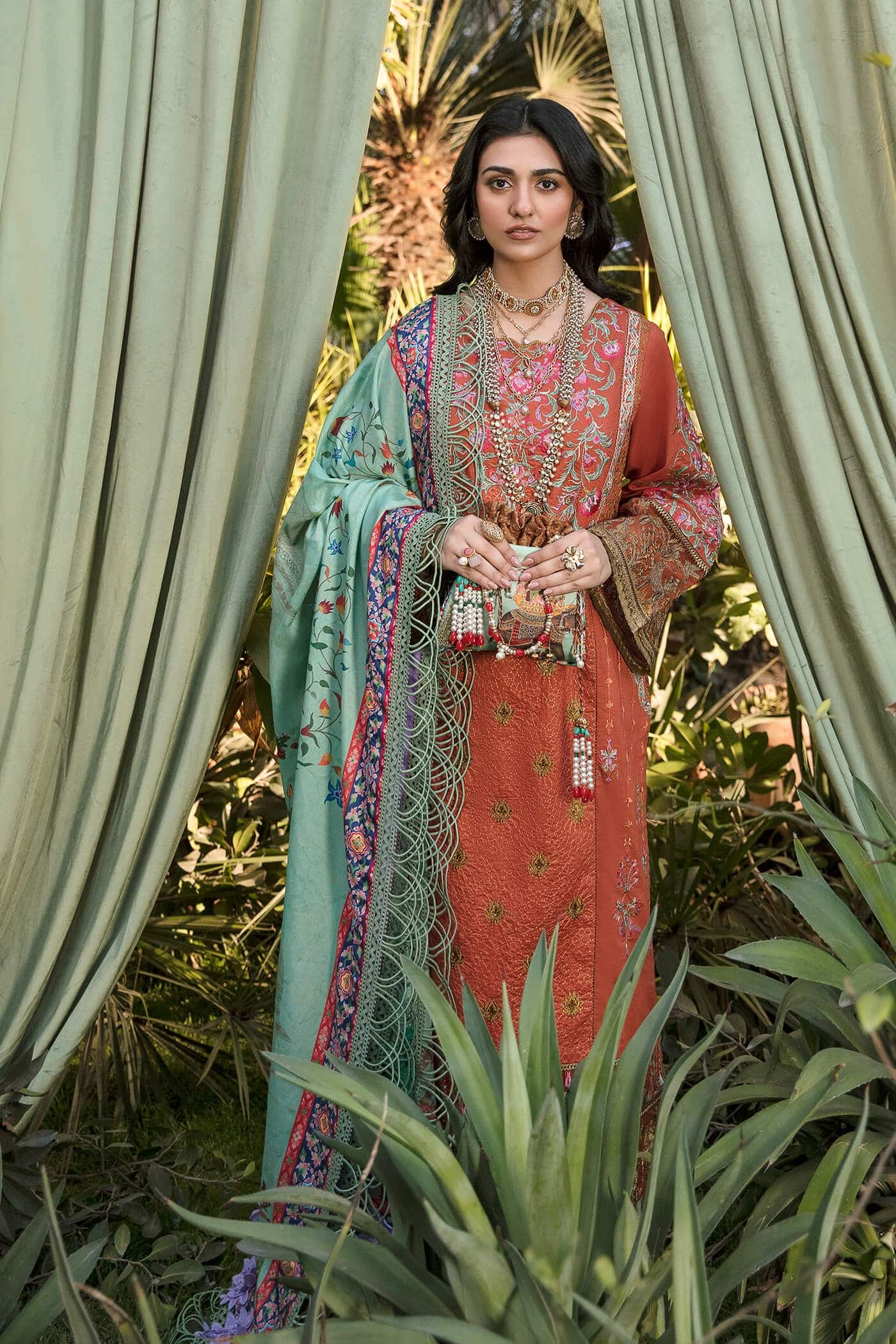 NILOFFR SHAHID LUXURY LAWN-MELODY OF LIFE