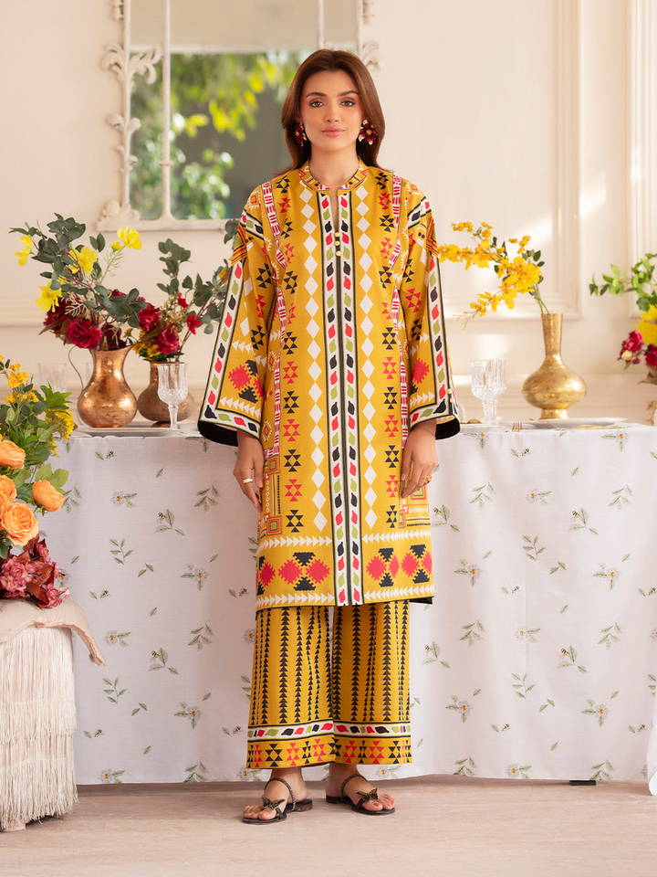 Noir 2 pc Lawn