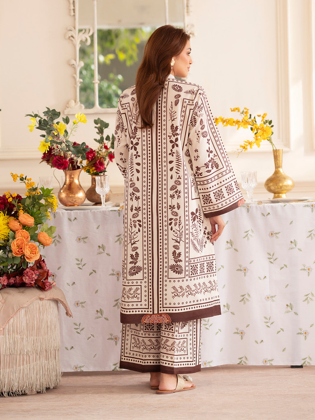 Noir 2 pc Lawn