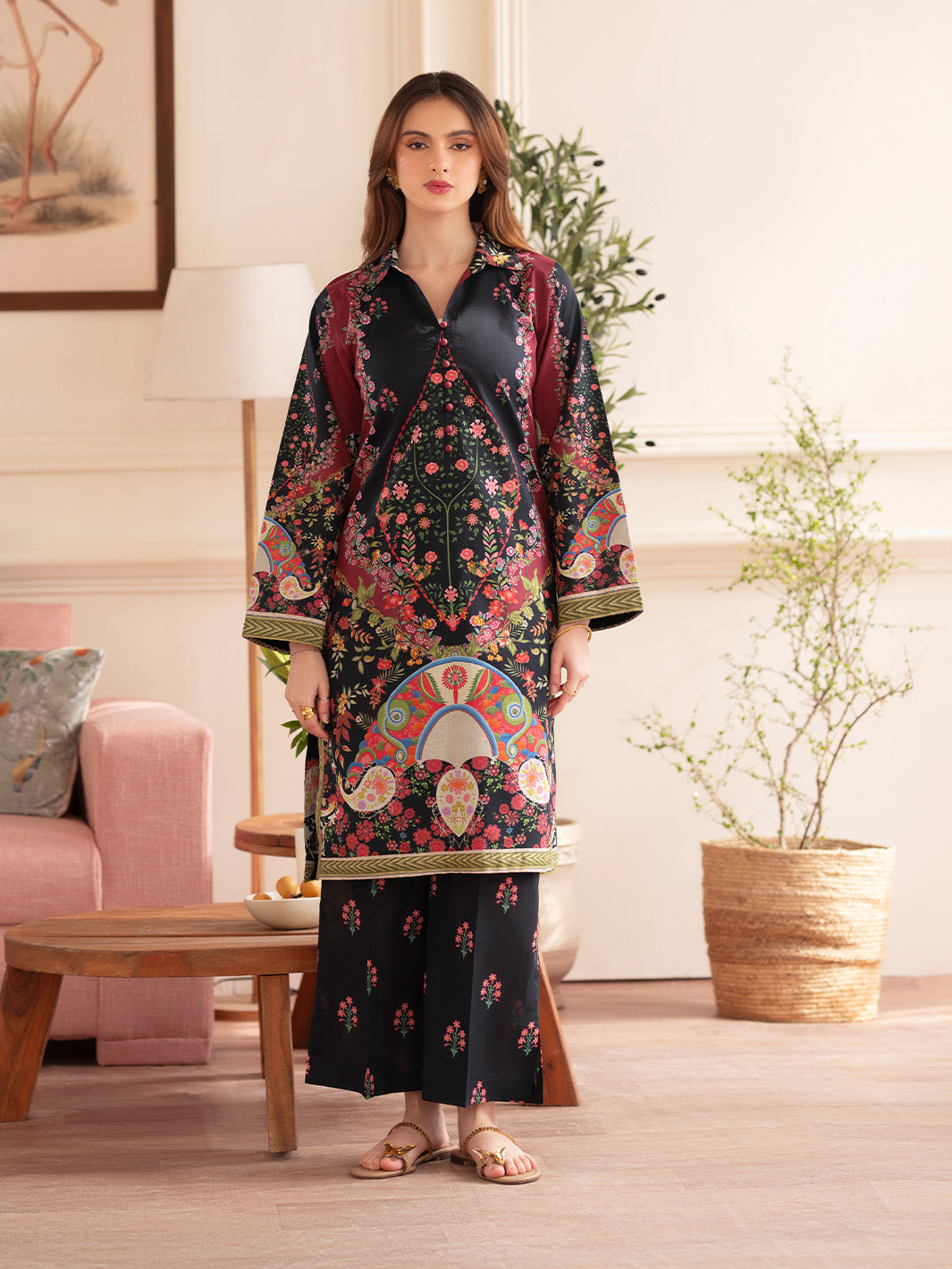 Noir 2 pc Lawn