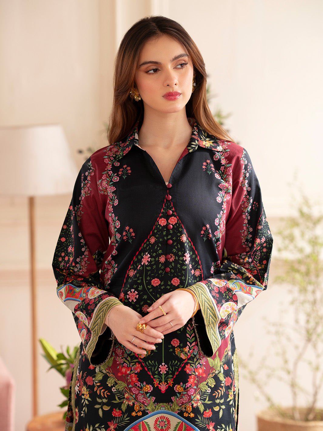 Noir 2 pc Lawn