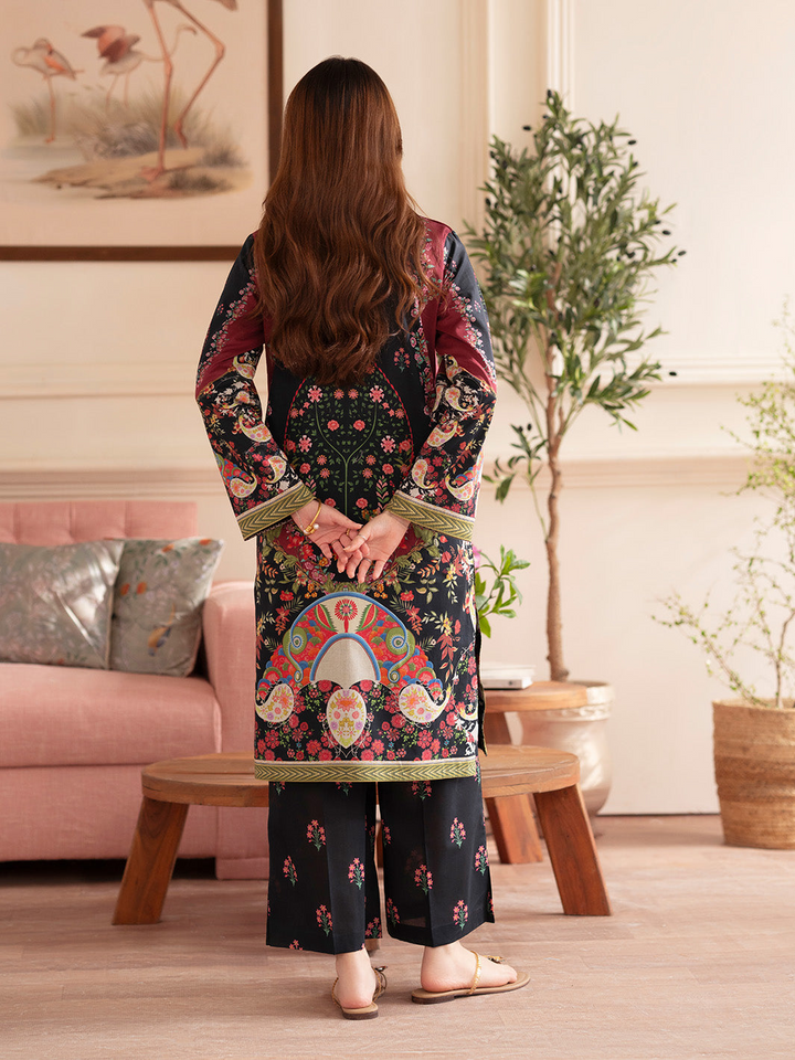 Noir 2 pc Lawn