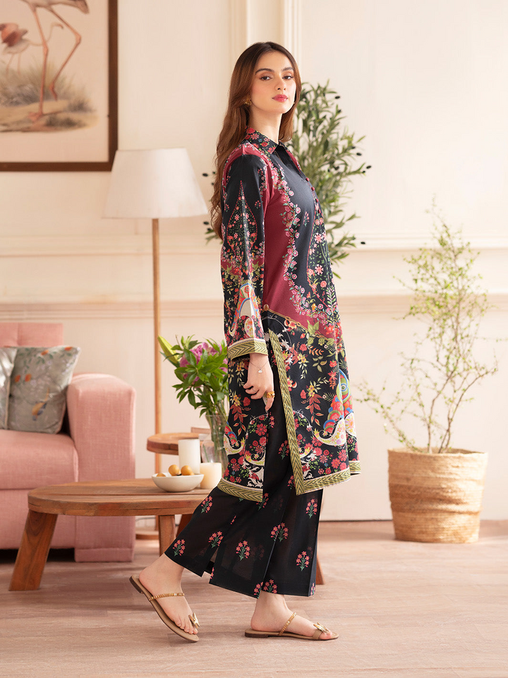 Noir 2 pc Lawn