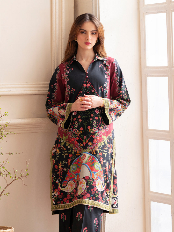Noir 2 pc Lawn