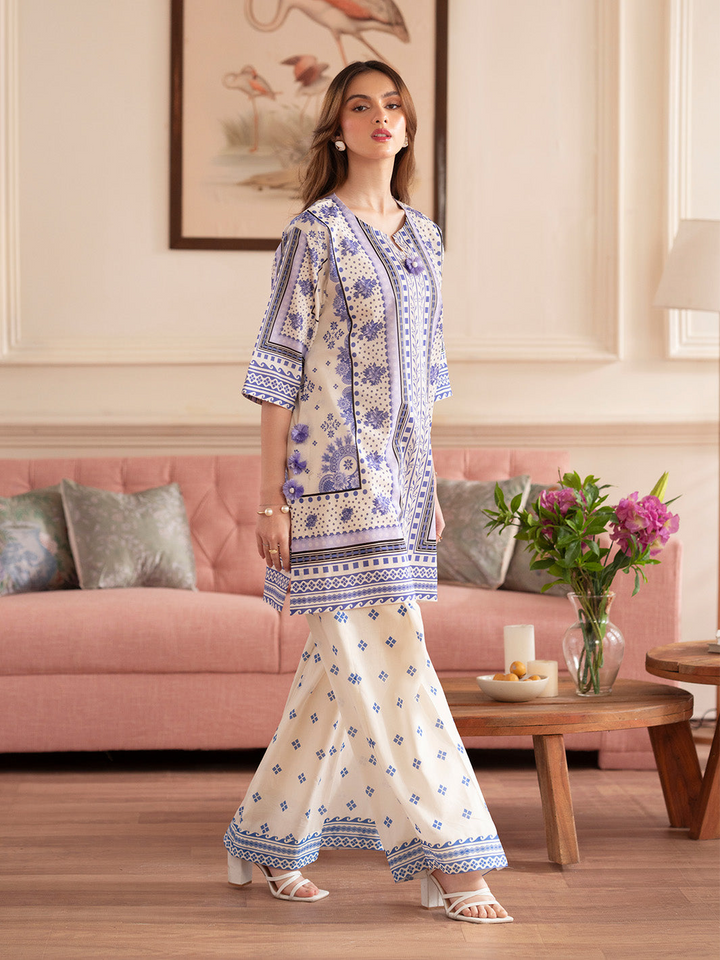 Noir 2 pc Lawn